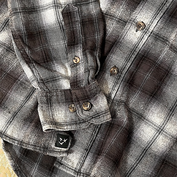 Unisex Outdoor Life Blue/Gray Flannel Long Sleeve Button down shirt - Picture 4 of 7